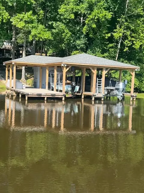 Finished Twin Lakes boathouse, Lizard Creek