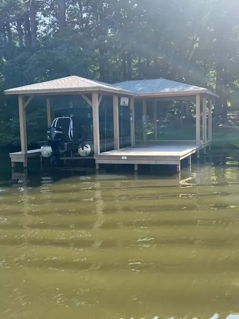 Finished Twin Lakes boathouse, Lizard Creek