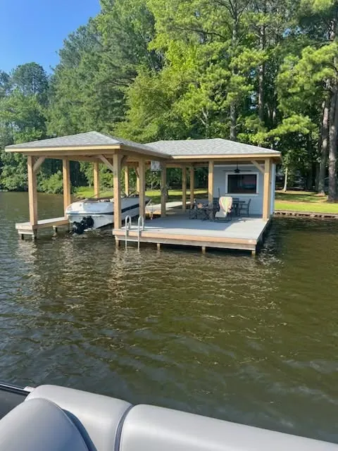 Finished Twin Lakes boathouse, Lizard Creek